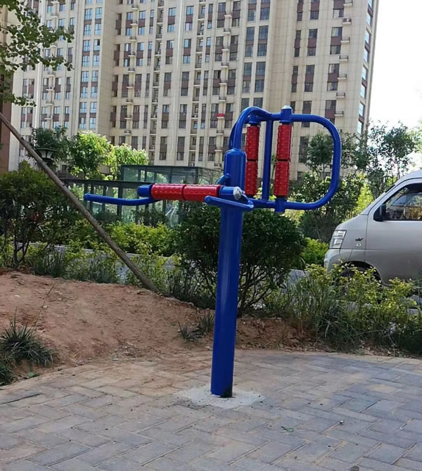 户外健身器材
